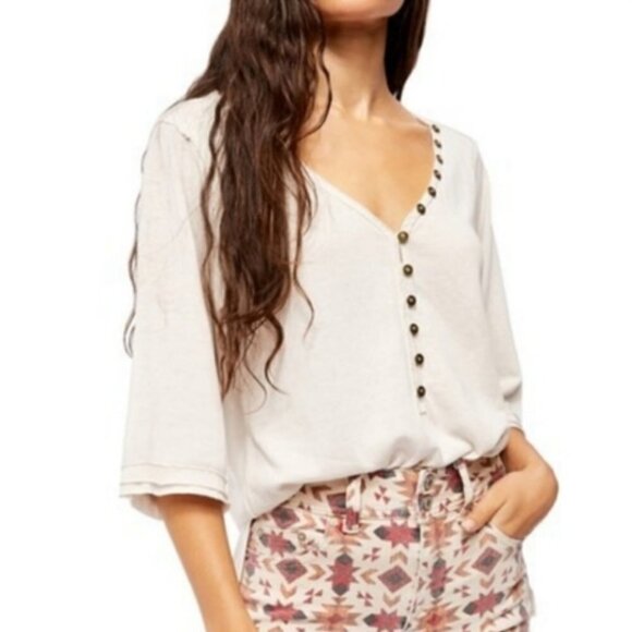 Free People We The Free Morgan Henley Top In Prosecco size Small - Picture 1 of 7